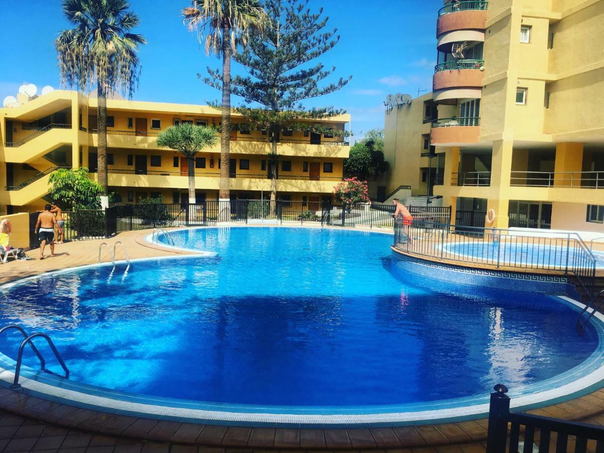 Apartamento En Playa Las Vistas - Torres Del Sol アロナ エクステリア 写真