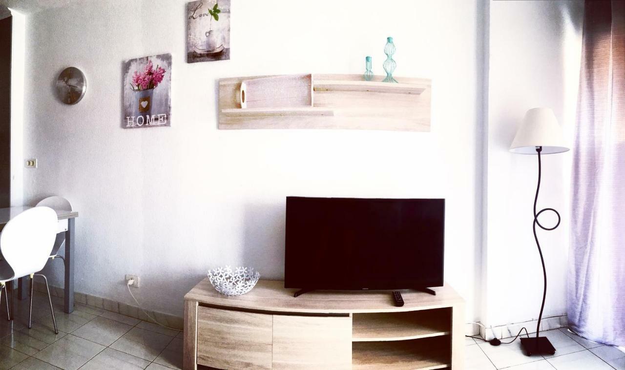 Apartamento En Playa Las Vistas - Torres Del Sol アロナ エクステリア 写真