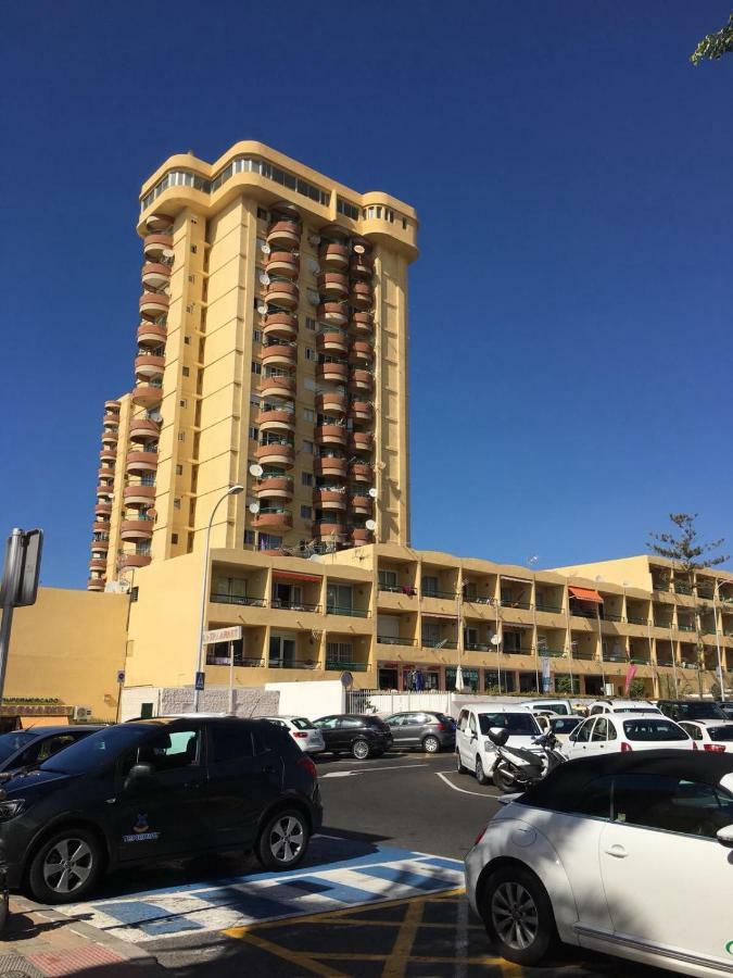 Apartamento En Playa Las Vistas - Torres Del Sol アロナ エクステリア 写真